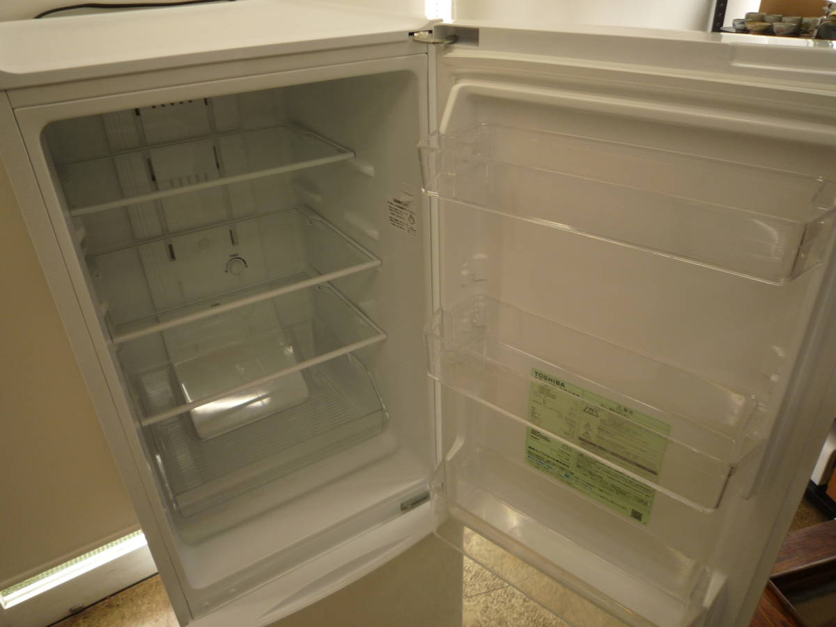 ☆TOSHIBA　東芝　2ドア　冷蔵庫　GR-P15BS　153L　2018年製　ノンフロン冷凍冷蔵庫　中古品　①_画像3