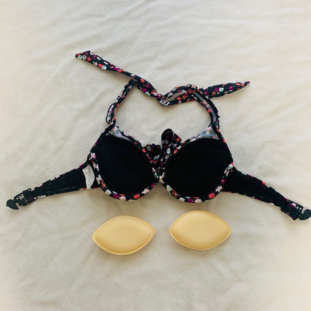 【美品】レベッカテイラー 小花柄ビキニ 水着