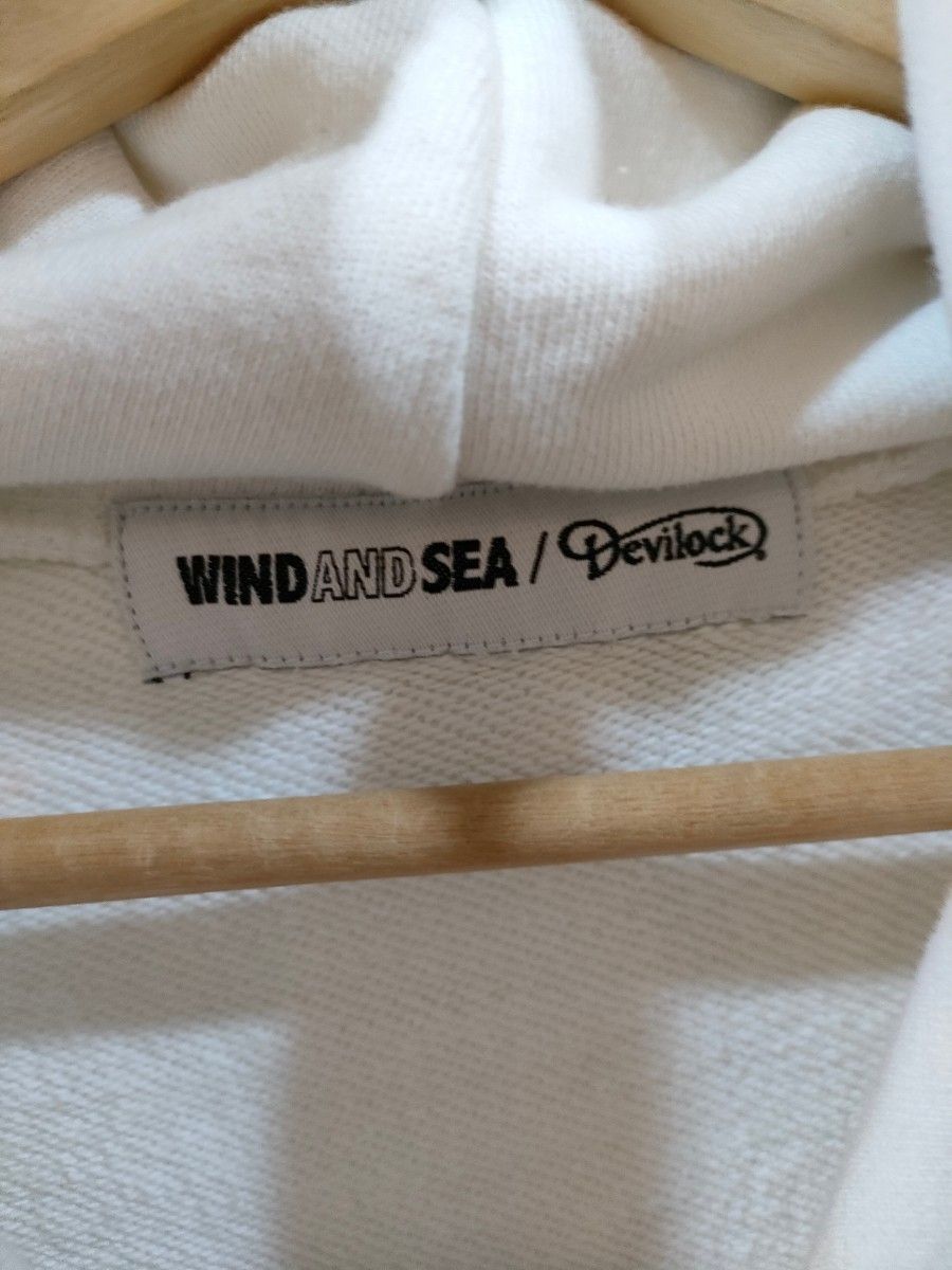 WIND AND SEA×デビロック プルオーバーパーカーウィンダンシー 即完売 蛇