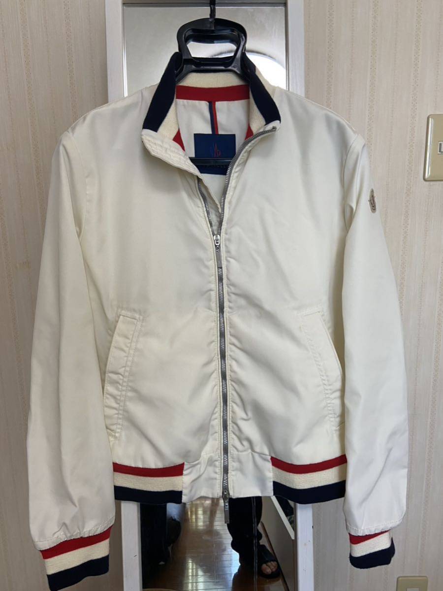 モンクレール MONCLER NK-DB160 フルジップブルゾン ホワイト