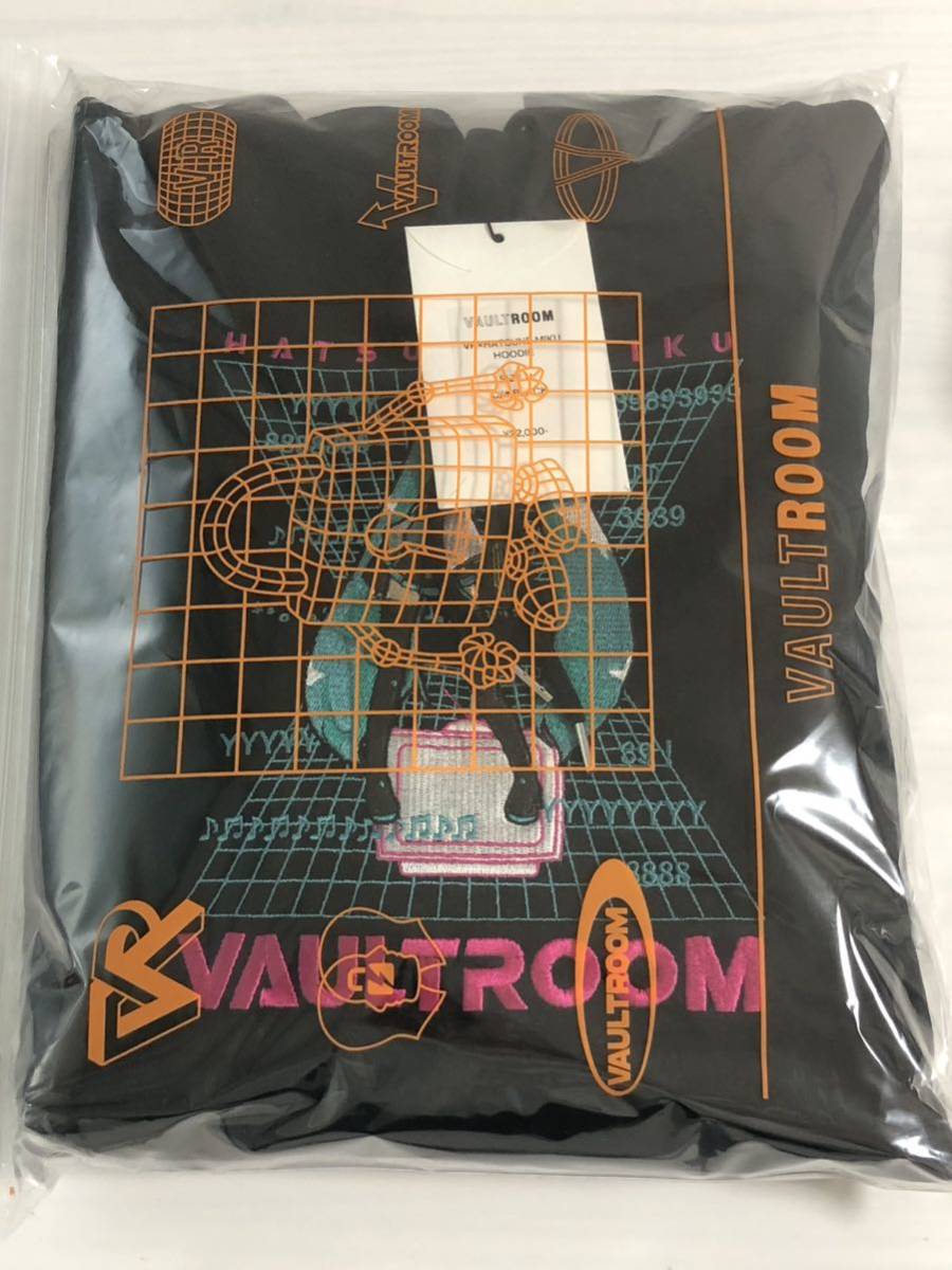 サイズ】 新品 未使用 vaultroom 初音ミク VR × HATSUNE MIKU HOODIE