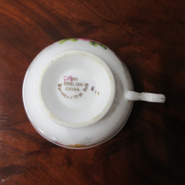  England made Royal Albert mo slow zFINE ENGLISH CHINA 22kt Gold cup and saucer Britain tableware 1850sb