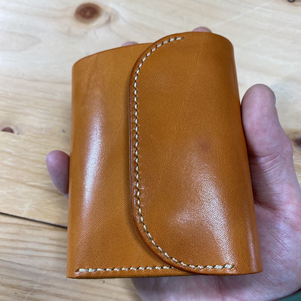  Tochigi leather * grading saddle * Camel [ free shipping ] hand ..: minute thickness . purse : palm size : era reverse line : blog solorileather.blog.jp