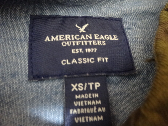 アメリカンイーグル アウトフィッターズ AMERICAN EAGLE OUTFITTERS ハンターカモ迷彩 長袖シャツ メンズXS_画像3