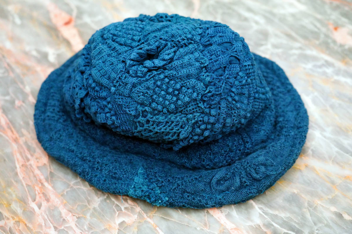  new goods *baiwa lid By Walid 19 century France cloth hat * wonderful color taste . cloche & embroidery 