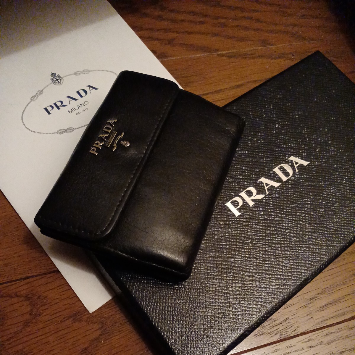 希少 PRADA プラダ メンズウォレット 二つ折り財布-