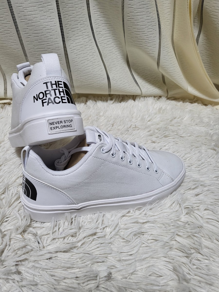 THE NORTH FACE ノースフェイス キャンバススニーカー 新品 27 THE NORTH FACE ノースフェイス キャンバススニーカー 新品 27