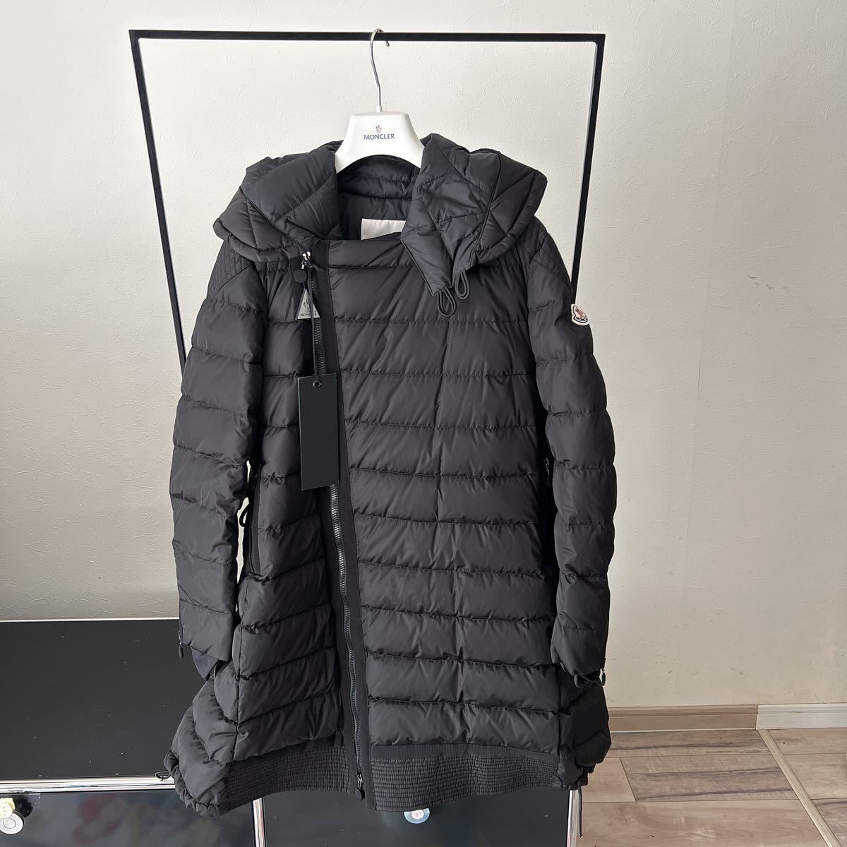 数量限定】 モンクレール☆MONCLER ☆ブラック☆CHRISTABEL☆サイズ3 ...