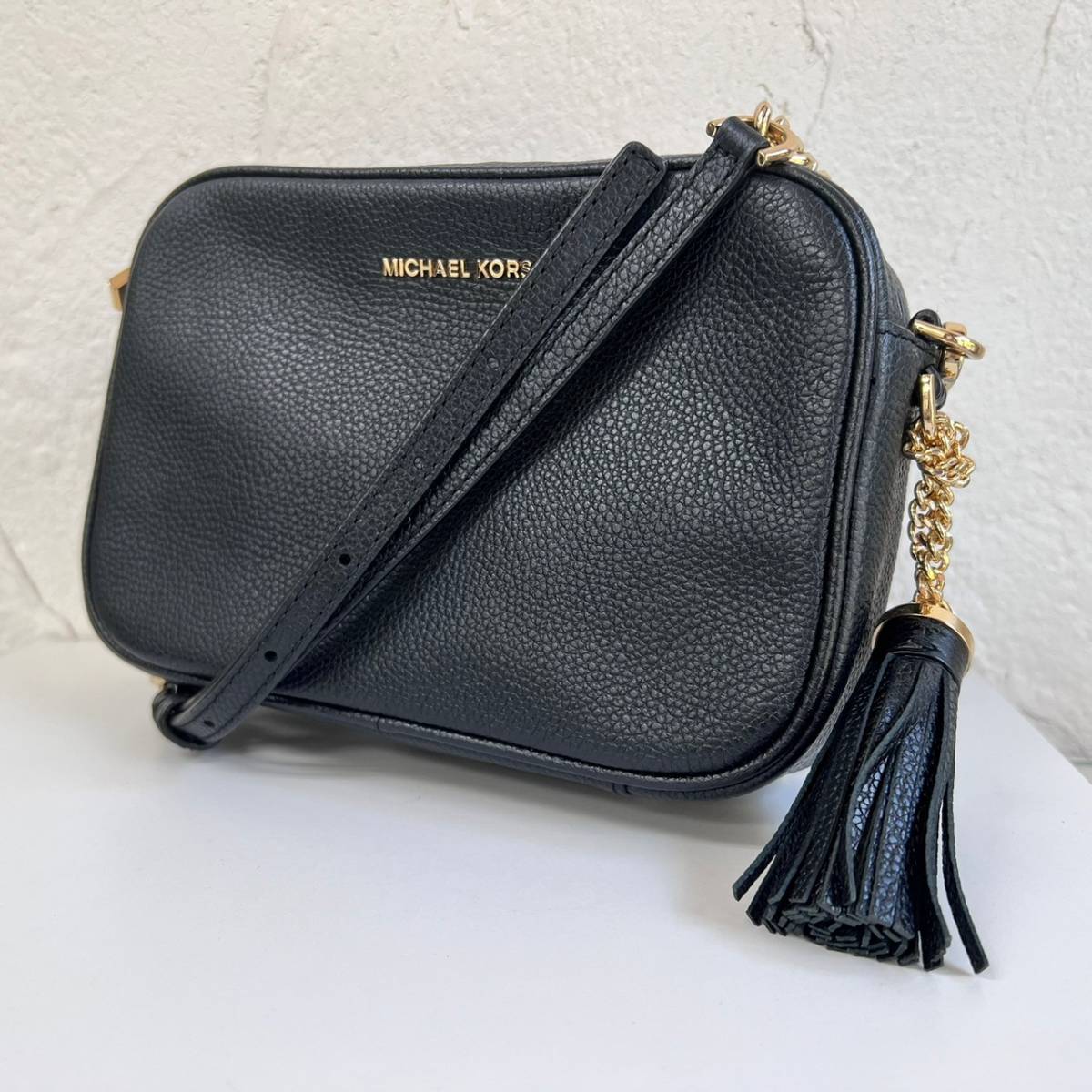 マイケルコース MICHAEL KORS 美品 レザー ロゴ 2way 斜め掛け