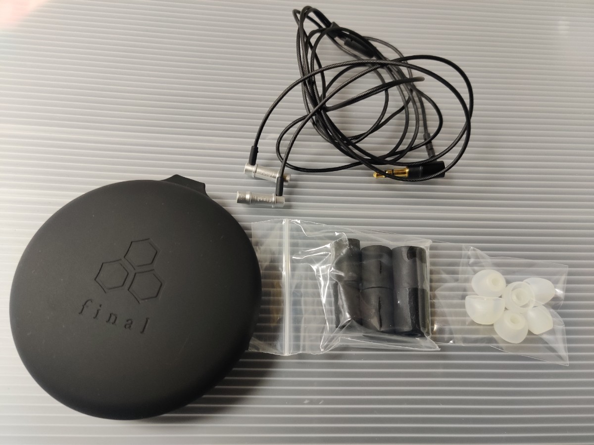 中古 final F3100 SILVER ビックカメラ限定カラー|Yahoo!フリマ 中古 final F3100 SILVER ビックカメラ限定カラー|Yahoo!フリマ