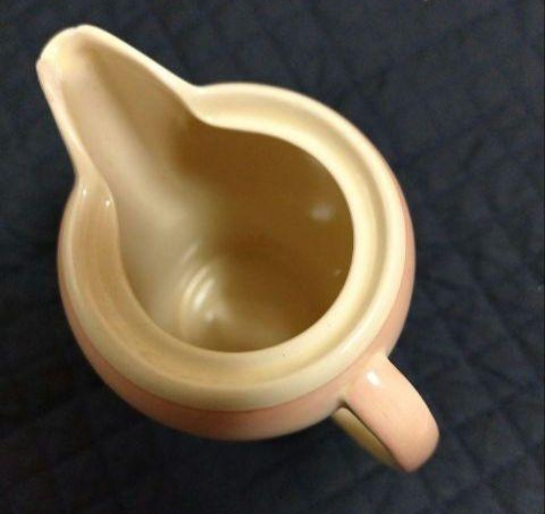 ラブリ~!スージークーパー、ピンクの「ドレスデンスプレイ」小さな