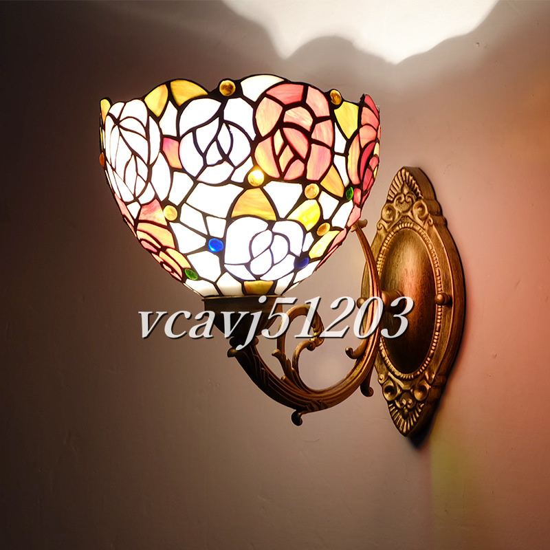 ◆芸術品◆新品◆ウォールライト ステンドランプ ステンドグラス バラ花柄 ランプ アンティーク レトロな雰囲気 ティファニー 壁掛け照明_画像4