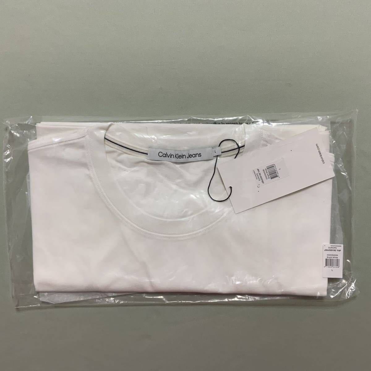 洗練されたデザイン　カルバンクライン　ポケットTシャツ　ホワイト　L　J30 J320192