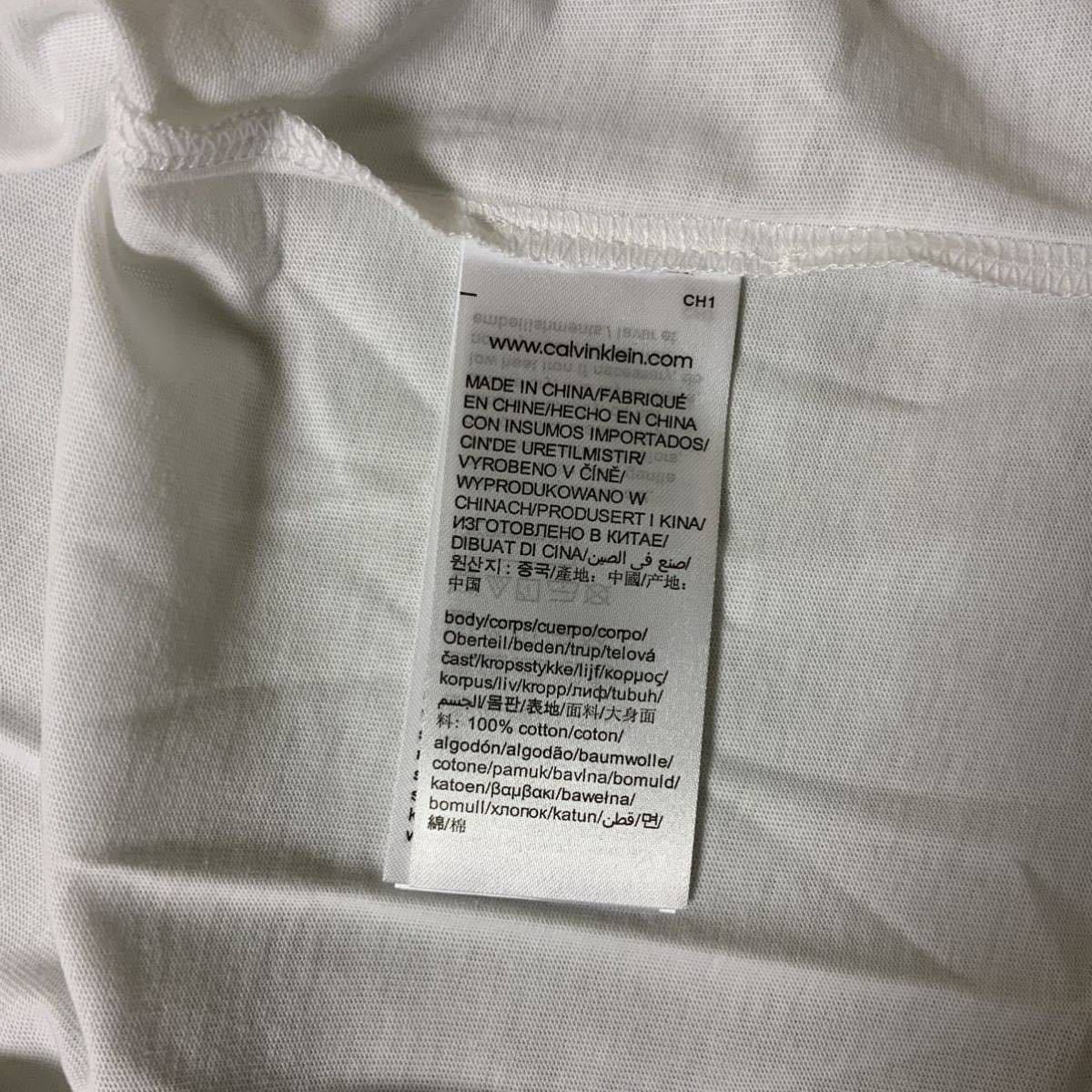 洗練されたデザイン　カルバンクライン　ポケットTシャツ　ホワイト　L　J30 J320192