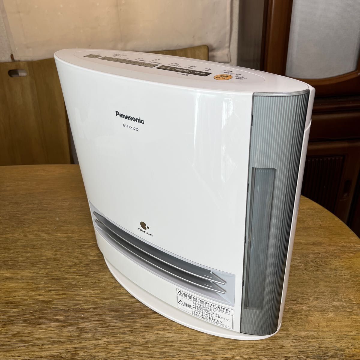 Panasonic 加湿機能付きセラミックファンヒーター DS-FKX1202 Panasonic 加湿機能付きセラミックファンヒーター DS-FKX1202