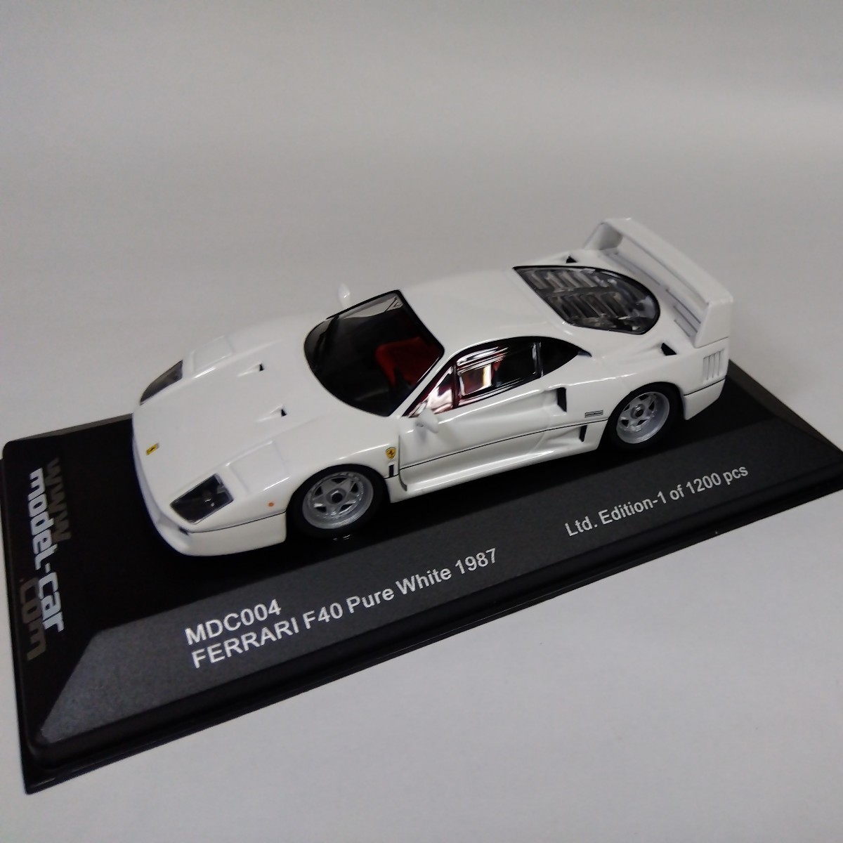  редкий! Ixo производства *1/43* Ferrari F40*1987 год * чисто-белый *FERRARI F40 Pure White 1987 ixo модель машина специальный заказ товар.