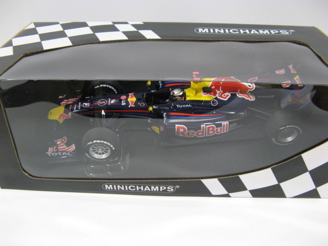 ミニチャンプス 18 レッドブル 2010(RED RB6 セバスチャン・ベッテル