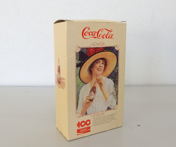 コカ・コーラ 100周年記念ボトル 300mL 瓶 2本セット Coca Cola インテリア ディスプレイ用 外箱あり CocaCola 札幌市 北区 屯田_画像5