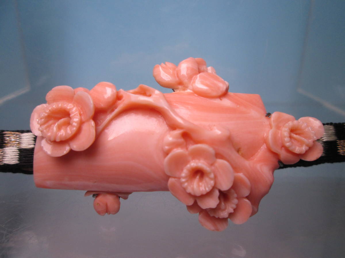 【江月】アンティーク・本珊瑚 梅花彫刻の帯留め 27,39g_画像3