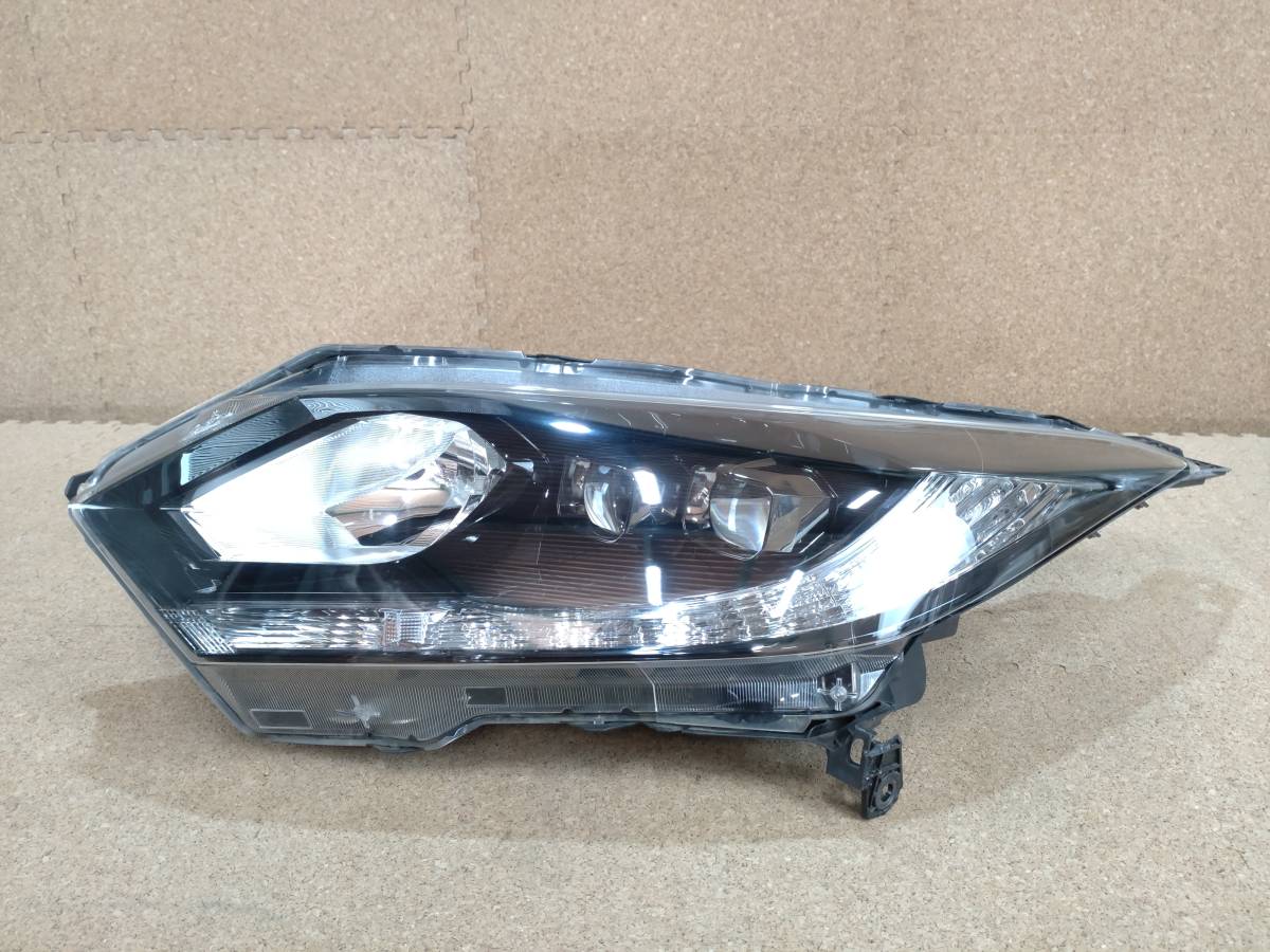 ホンダ ヴェゼル RU1 RU2 RU3 RU4 左ヘッドライト LED KOITO コイト