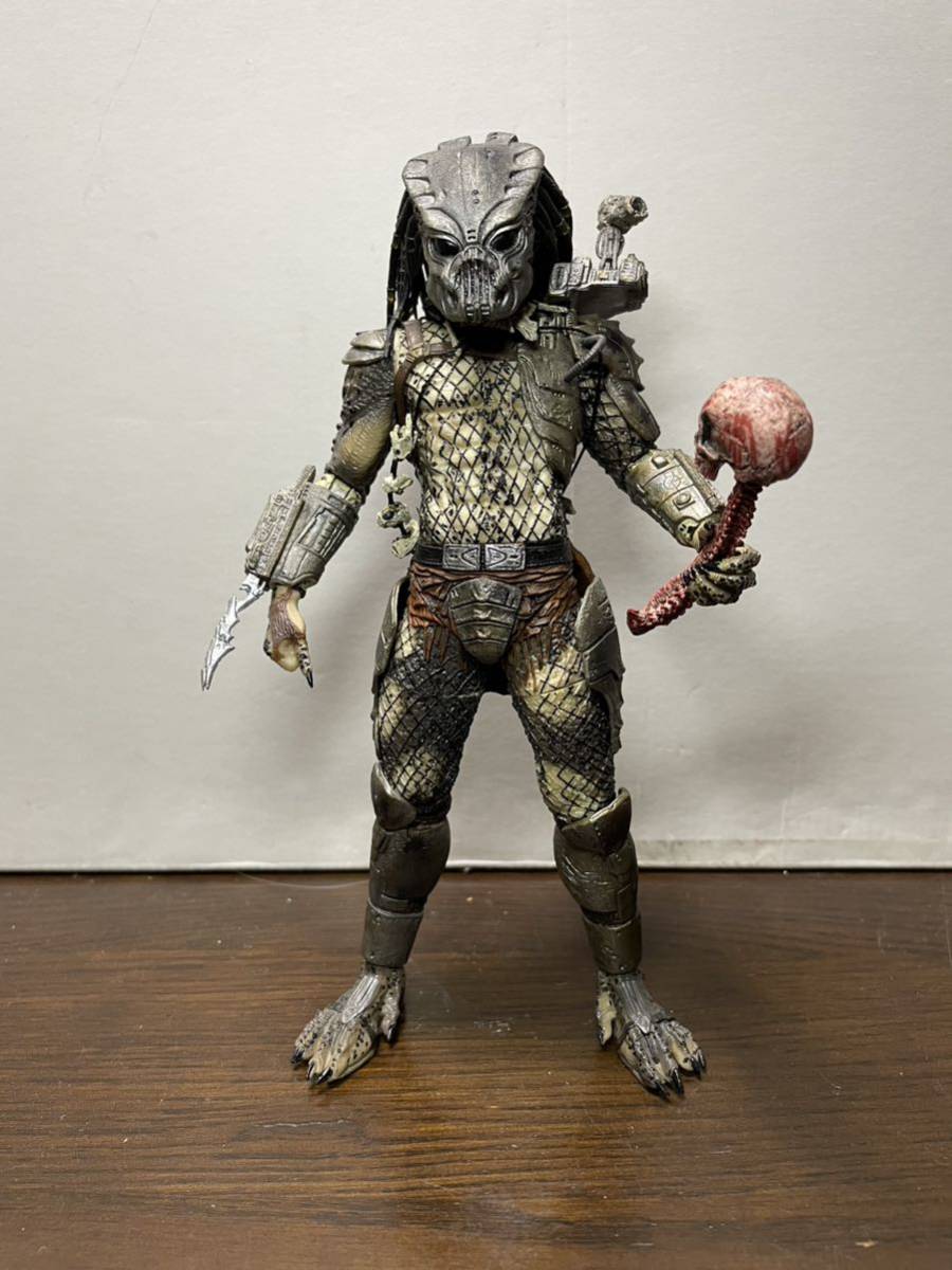 ヤフオク! - NECA SDCC2011限定品 ゴートクラシックプレデタ...