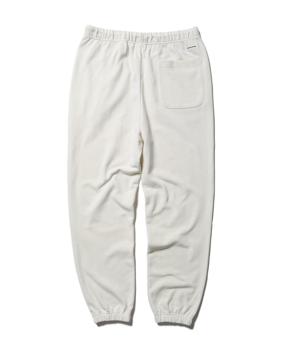 L 新品 送料無料 FCRB 23SS EMBLEM SWEAT PANTS OFF WHITE SOPH