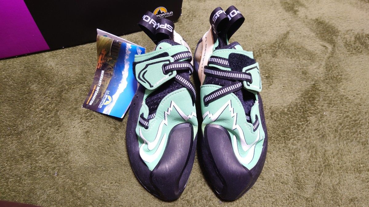 安いそれに目立つ EU40.5(26.0cm. SPORTIVA スポルティバ VS LA