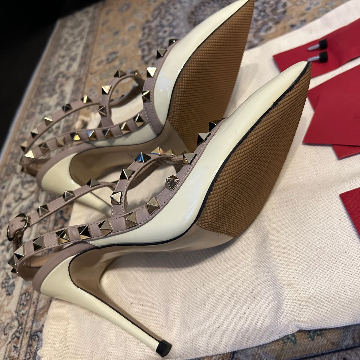 VALENTINO ヴァレンティノ パンプス 34 約22cm クリーム色 Yahoo