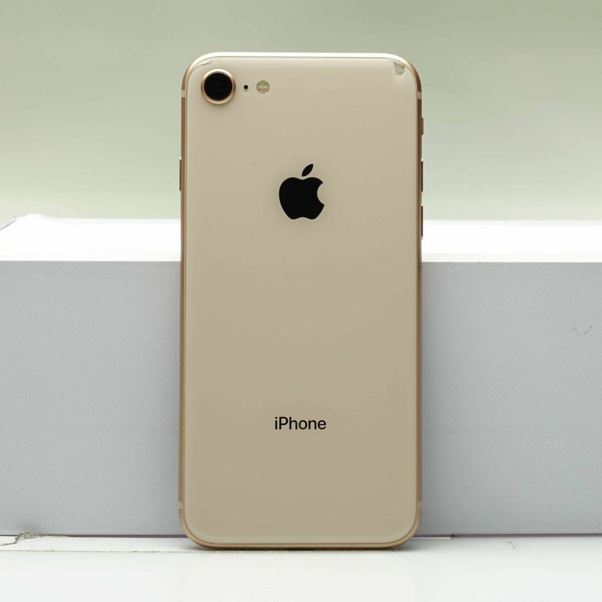 iPhone 8 64GB SIMフリ― ゴールド中古本体訳あり品MQ7A2J/A 白ロム