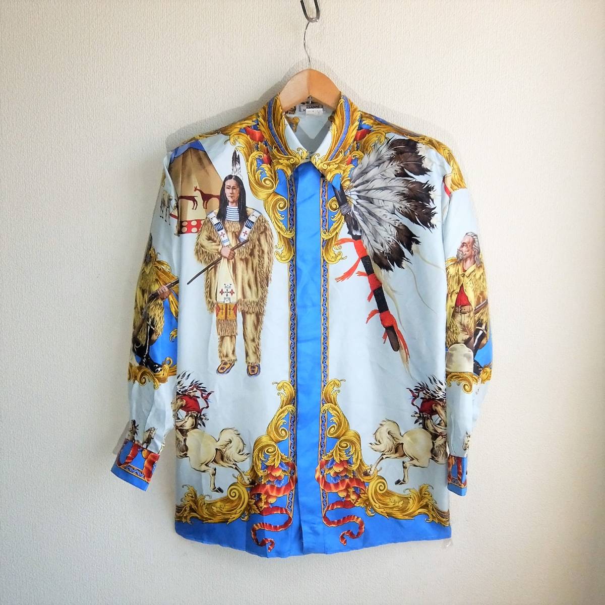 にパッドが】 80'S~90'S ヴィンテージ ジャンニヴェルサーチ