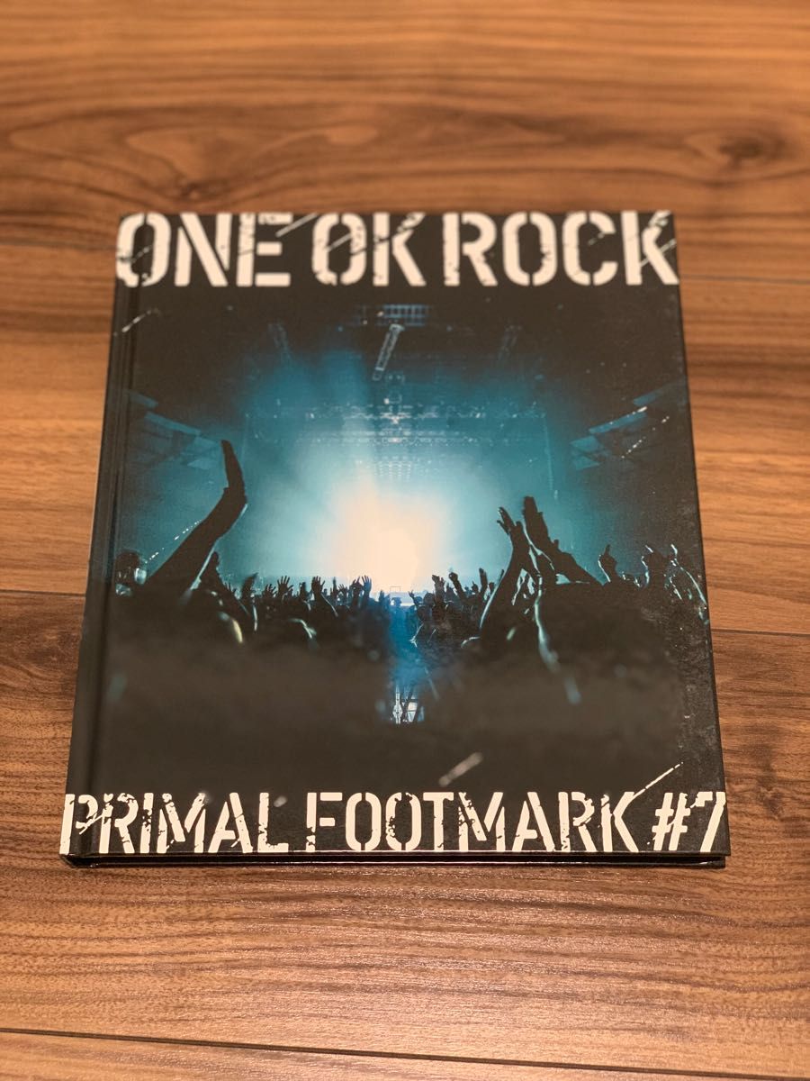 ONE OK ROCK ワンオク ワンオクロック PRIMAL プライマルフットマーク フォトブック 写真集 BOOK