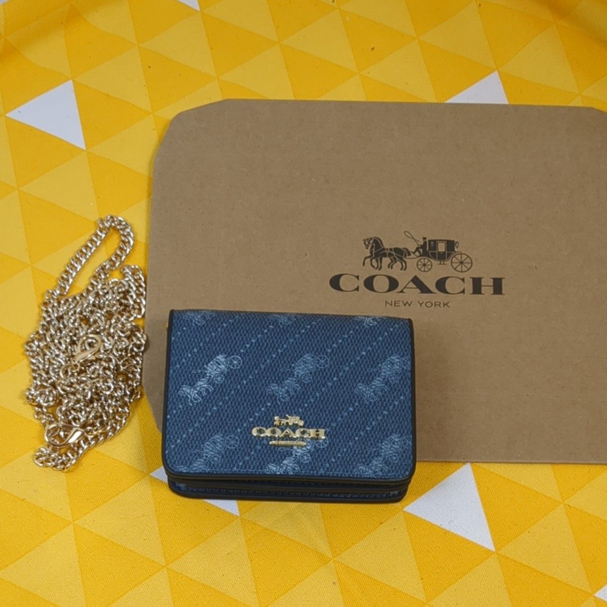 超歓迎された】 コーチ COACH シグネチャー ショルダーバッグ コイン
