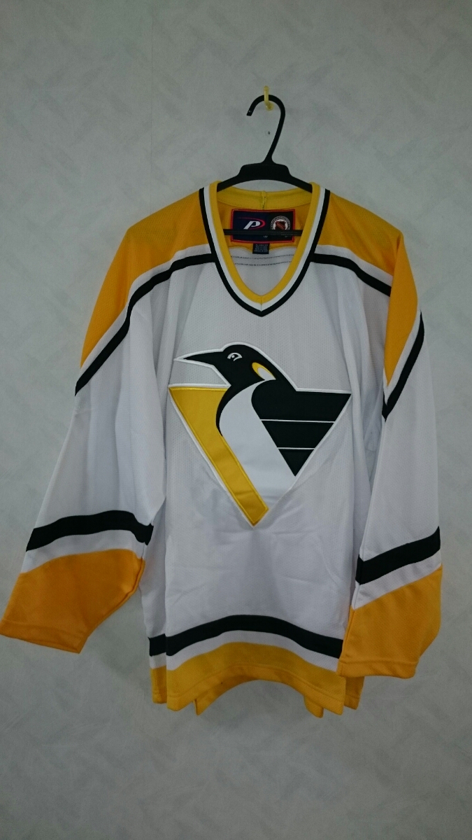 penguins jersey auction