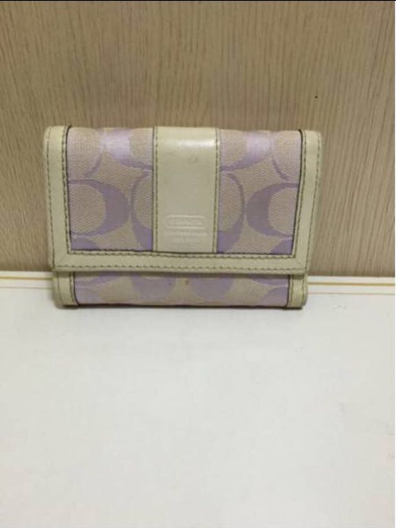 本物コーチの薄紫×白シグネイチャーのお財布_画像1