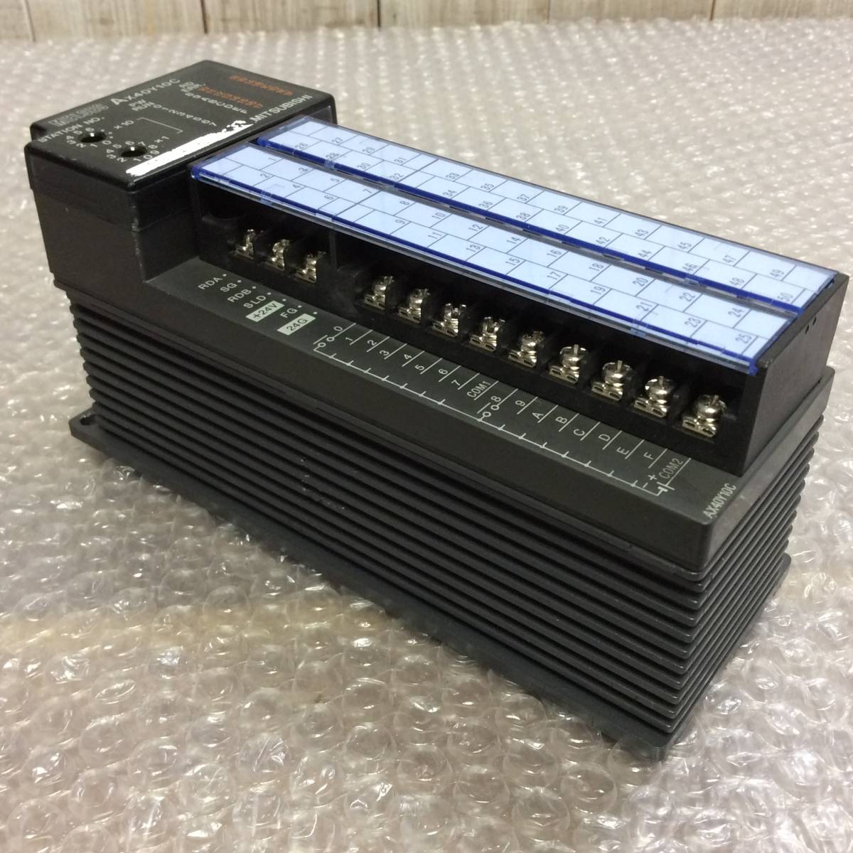 ●【AH-2414】中古品 MITSUBISHI 三菱電機 MELSEC DC入力／リレー出力複合ユニット AX40Y10C【レターパックプラス・送料全国一律520円可】_画像3