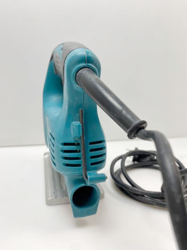 H2-4-1 makita マキタ　ジグソー　4237 100V 中古　内部清掃済み_画像5