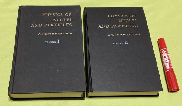 PHYSICS OF NUCLEI AND PARTICLES volume. 1~2の合計2冊 PIERRE PHYSICS OF NUCLEI AND PARTICLES volume. 1~2の合計2冊 PIERRE