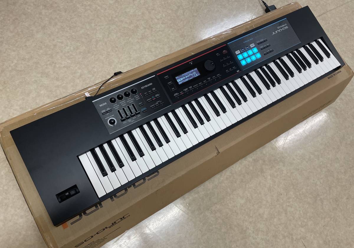 新品未使用 Rolnad Juno DS76 シンセサイザー 76鍵盤 キーボード