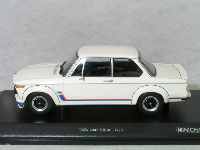 1/18 BMW = 2002 turbo / 1973 year white = BMW
