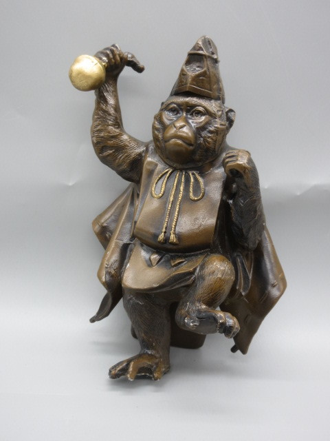 Yahoo!オークション - 銅製品 置物【隆美作 烏帽子 鈴持ち 猿/申 Yahoo!オークション - 銅製品 置物【隆美作 烏帽子 鈴持ち 猿/申