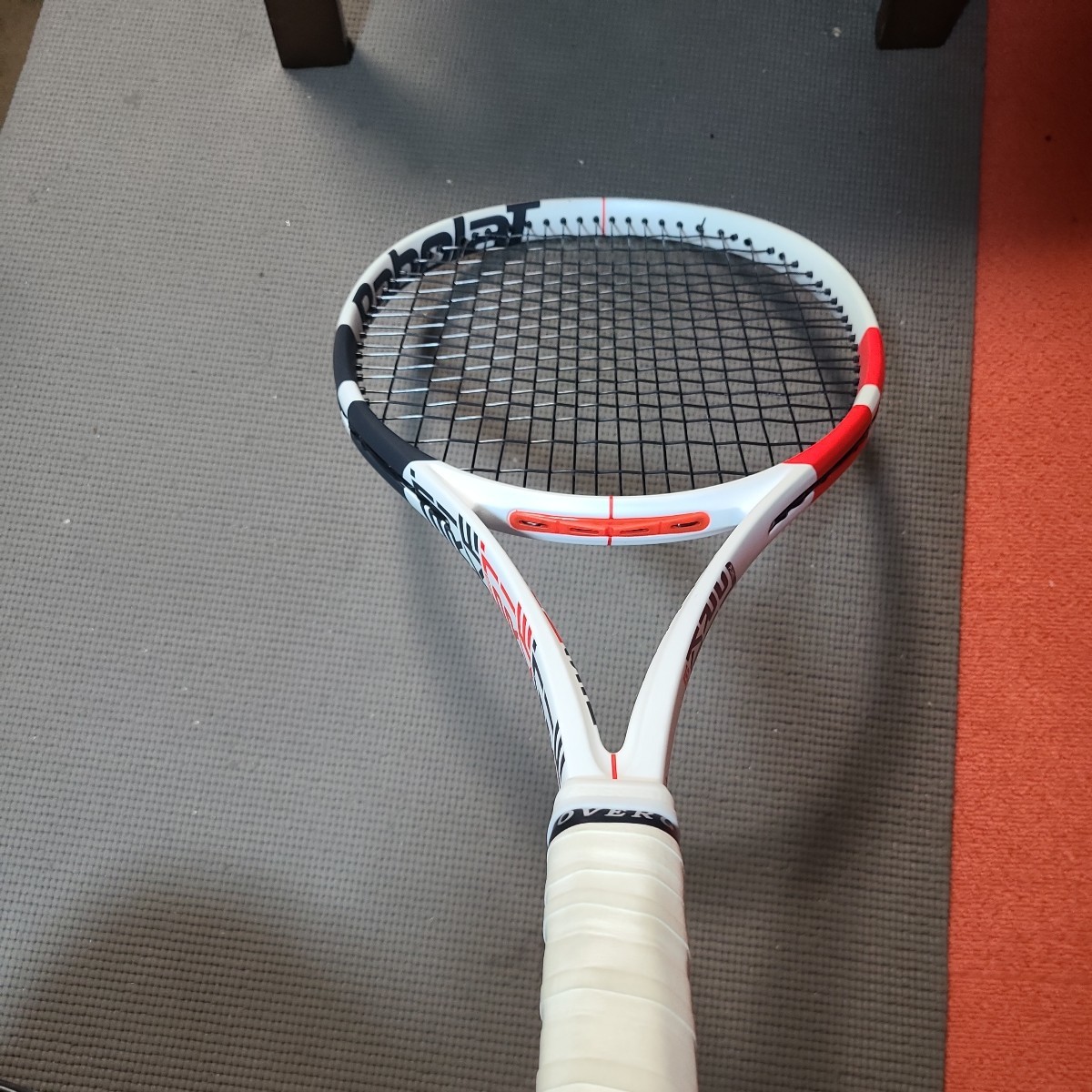 Babolat　ピュアストライク_画像1