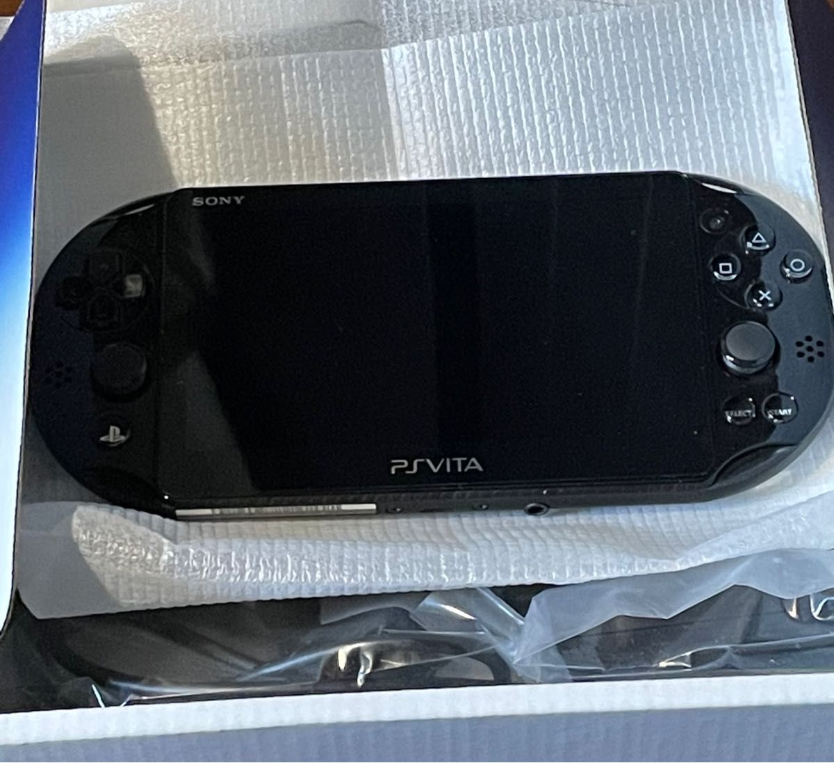 PS Vita ブラック PCH-2000 PlayStation Vita SONY Wi-Fiモデル