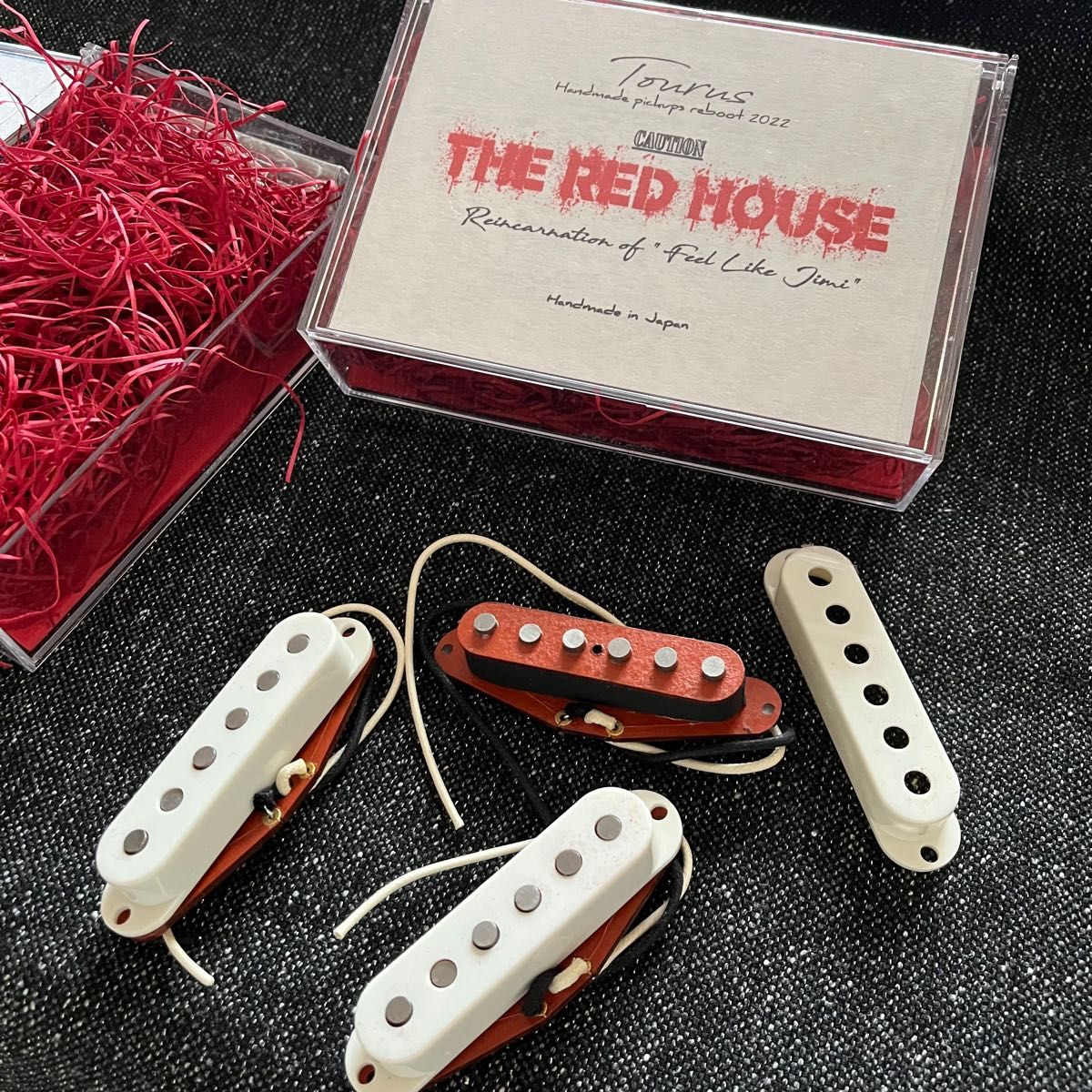 ジミヘンオマージュ　Tourus Handmade pickups "The Red House"