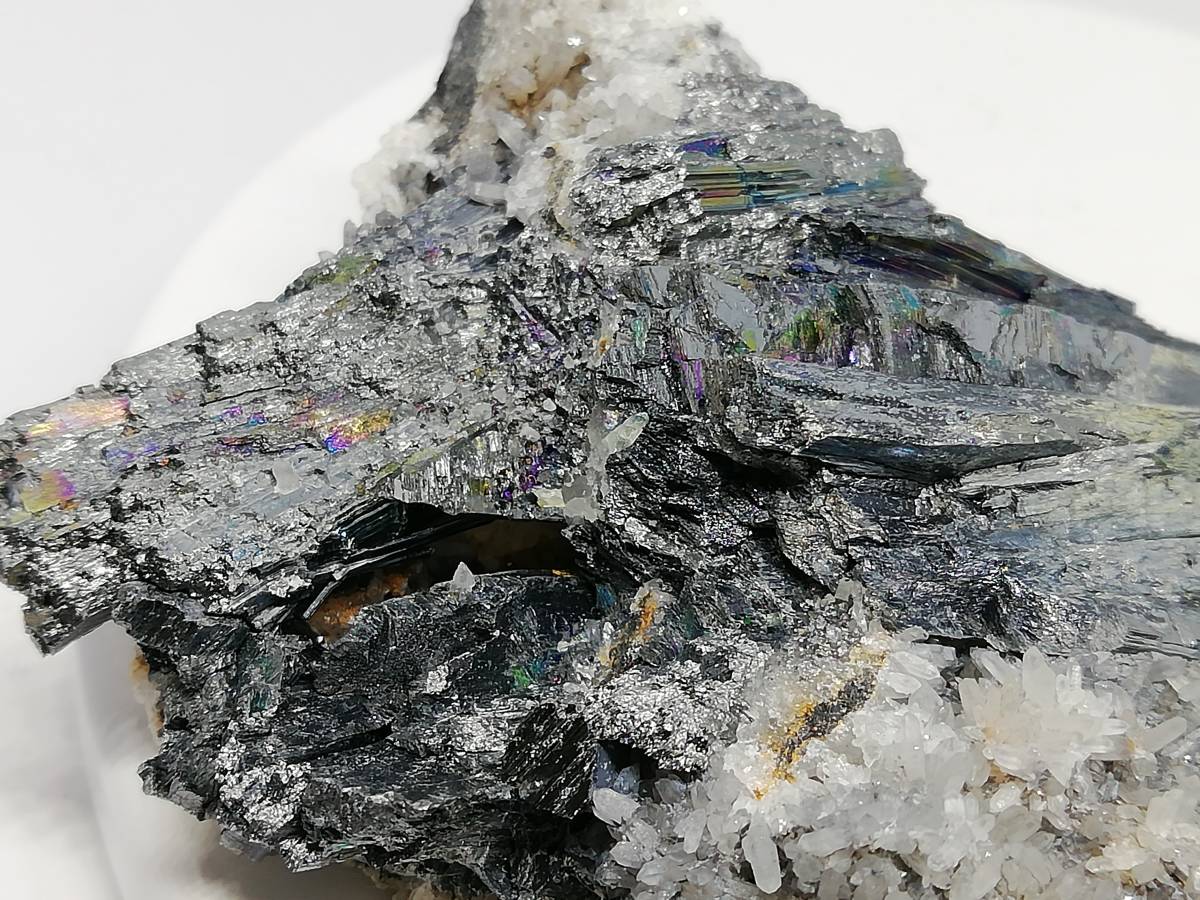 国産鉱物 輝安鉱 美品 112g 水晶 母岩付き Slibnite 愛媛県西条市