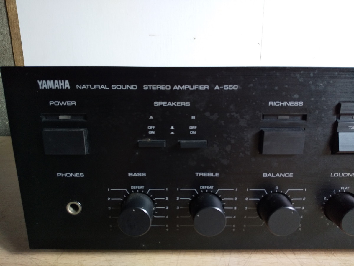 H0-3088　YAMAHA ヤマハ A-550 プリメインアンプ 音響機器 オーディオ_画像2