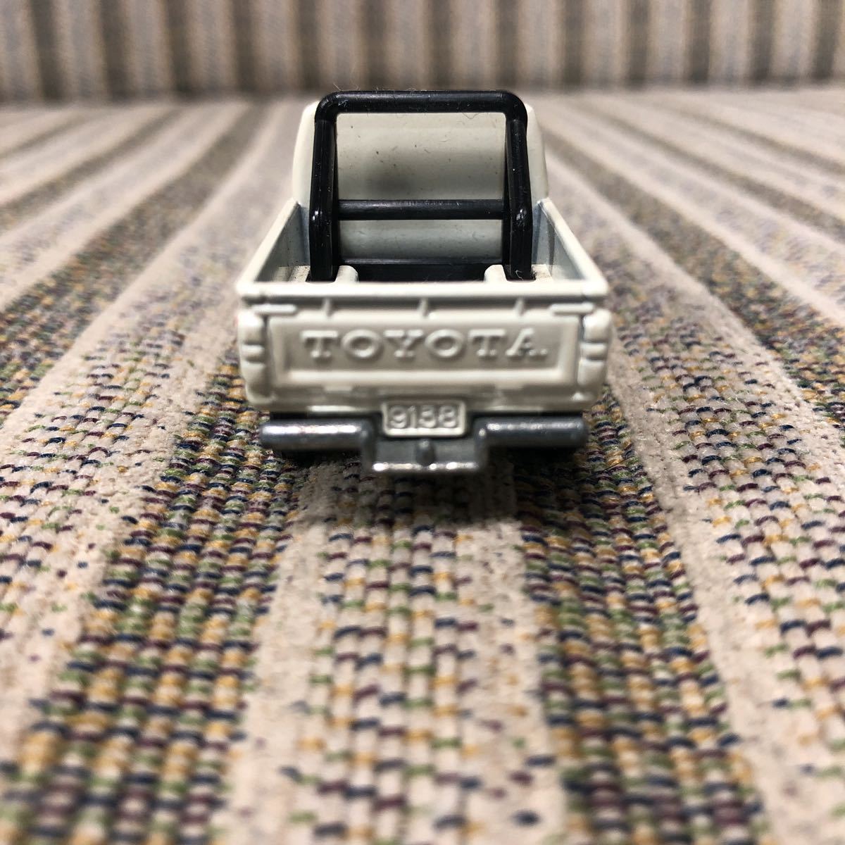 トミカ 黒箱 No61 トヨタ ハイラックス 4WDの画像5