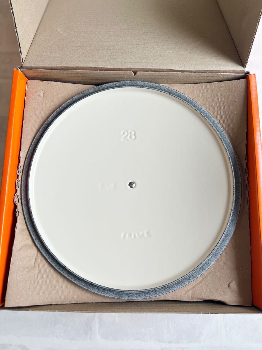 LE CREUSET ルクルーゼ マルミット 28cm オリーブブランチ LE CREUSET ルクルーゼ マルミット 28cm オリーブブランチ
