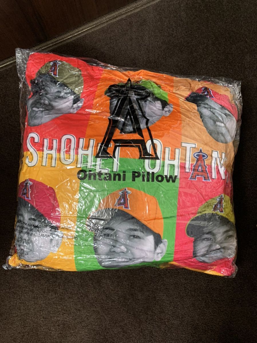 正規品　本物　非売品　大谷翔平 枕 クッション ピロー 座布団 Pillow Cushion & Tシャツ　ロサンジェルス エンジェルス Ohtani Los Angels_画像5