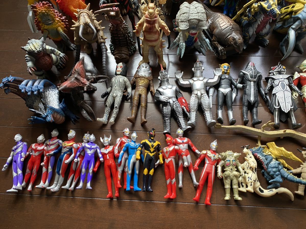 ウルトラマン 怪獣 ソフビ ウルトラ怪獣シリーズまとめて マルサン ...