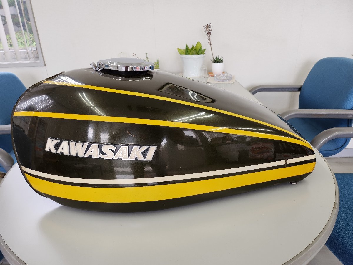 ヤレ Z1 Z2 用 純正 オリジナルペイント イエロータイガー 内 ヤレ Z1 Z2 用 純正 オリジナルペイント イエロータイガー 内